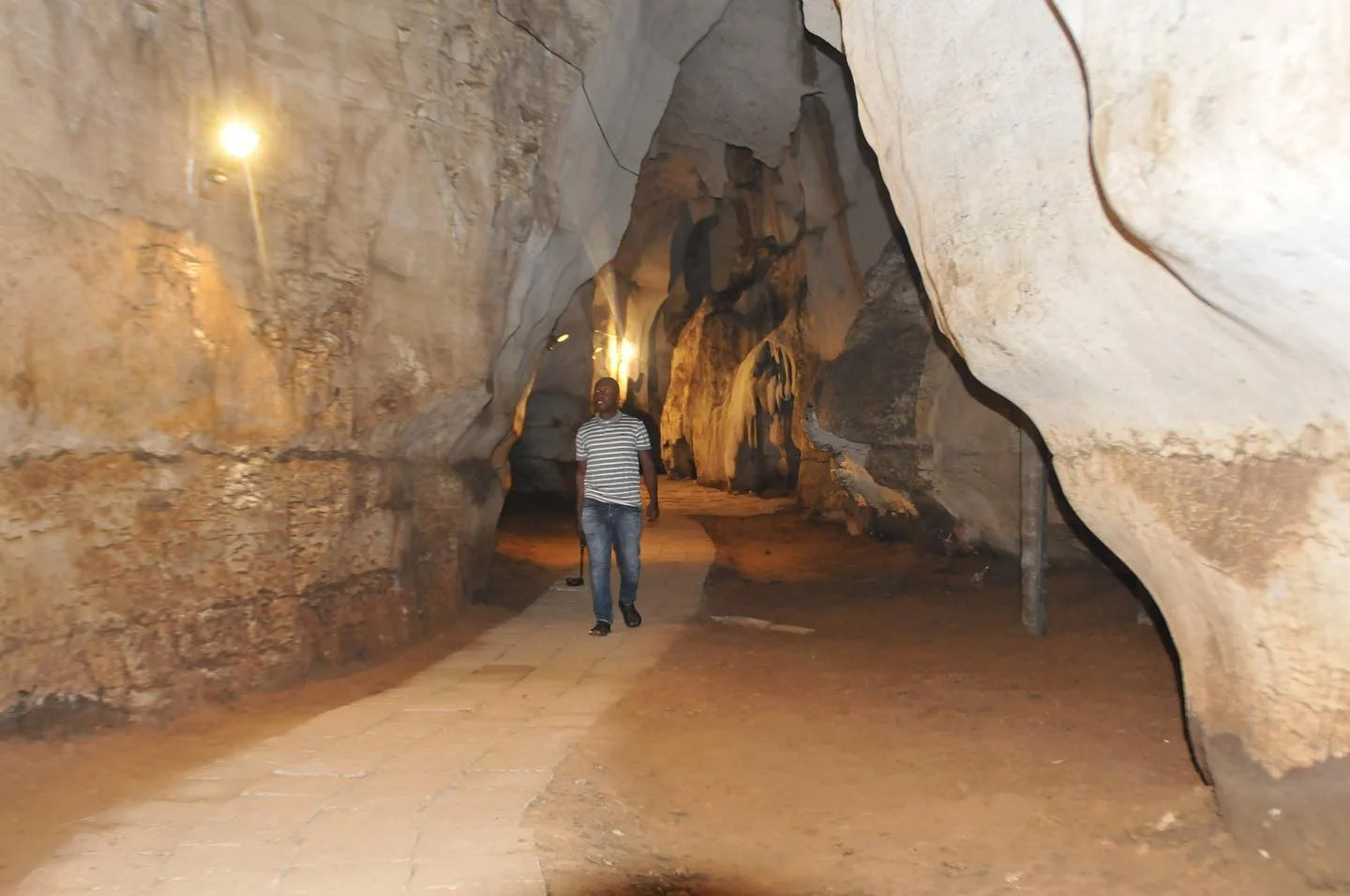 Amboni Caves – photo 12