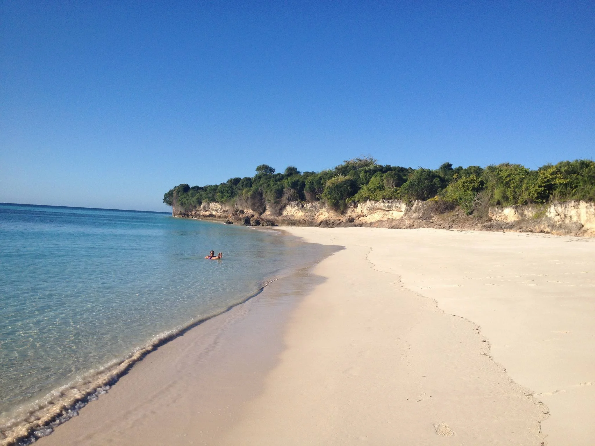Sinda Island Marine Reserve – photo 15