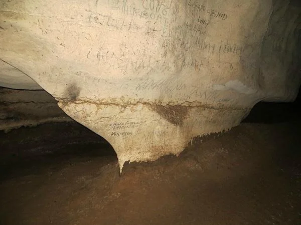 Amboni Caves – photo 5