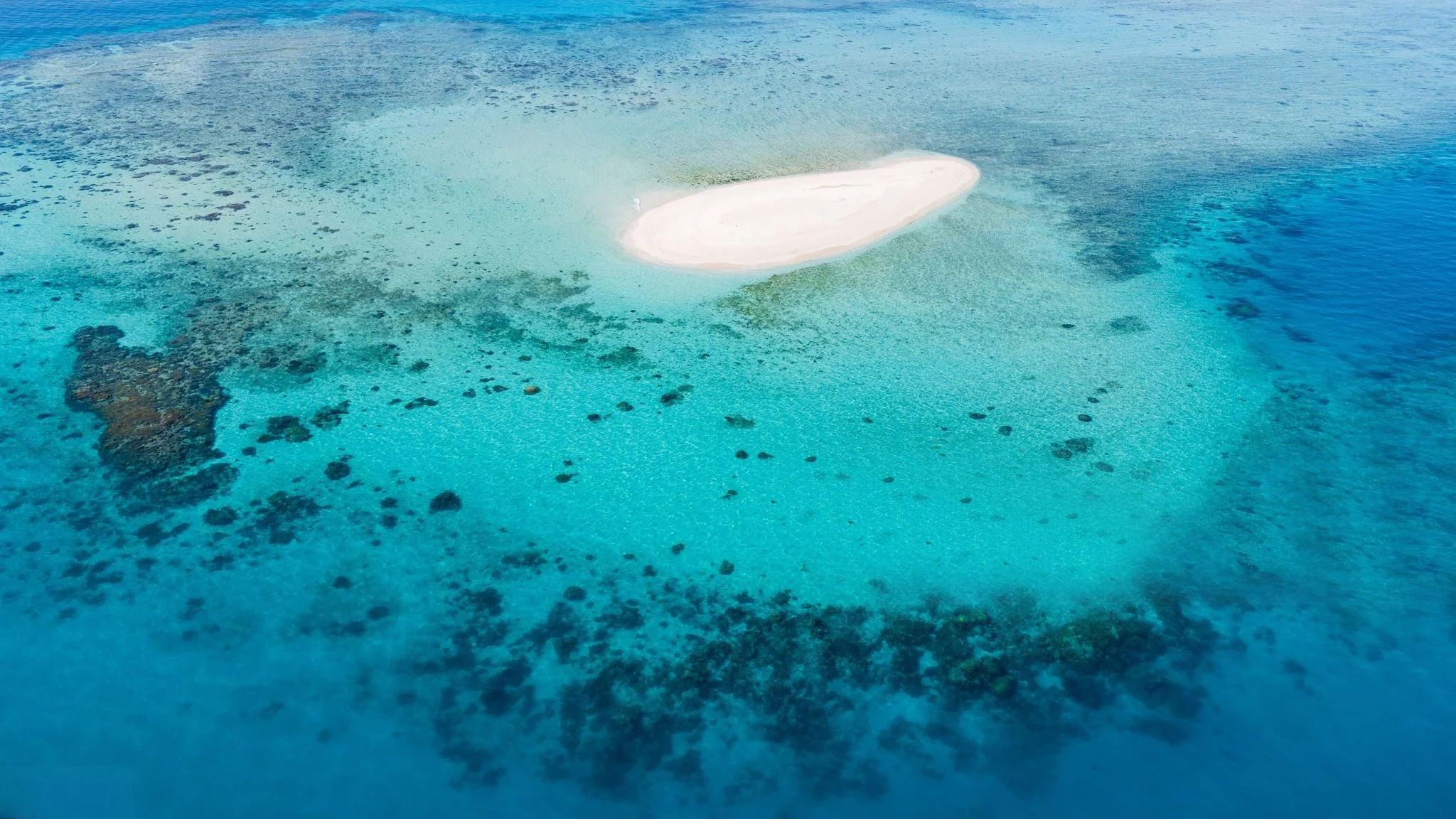 Fungu Yasin Sand Bar – photo 10