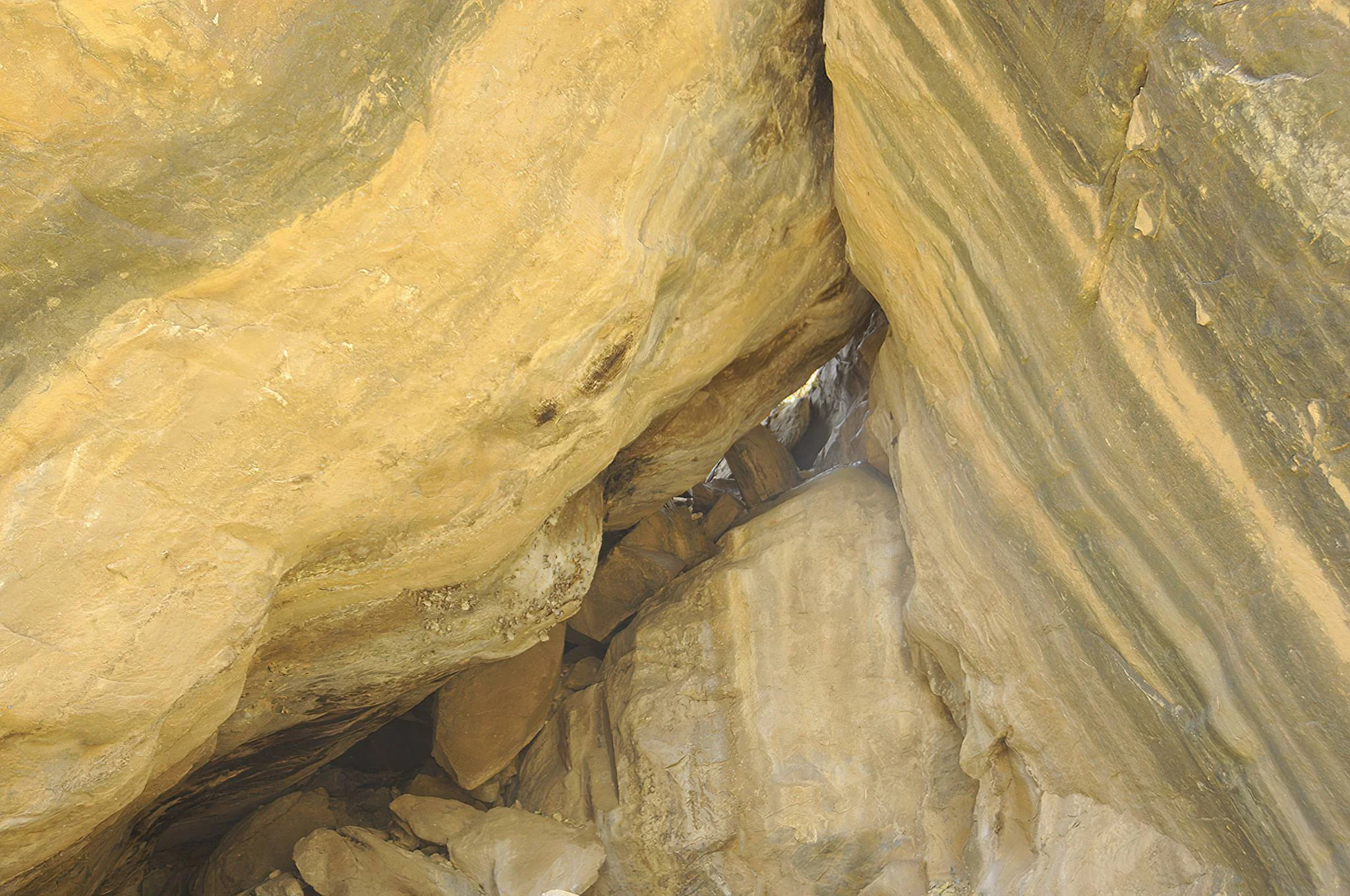 Mumba Rock Shelter – photo 7