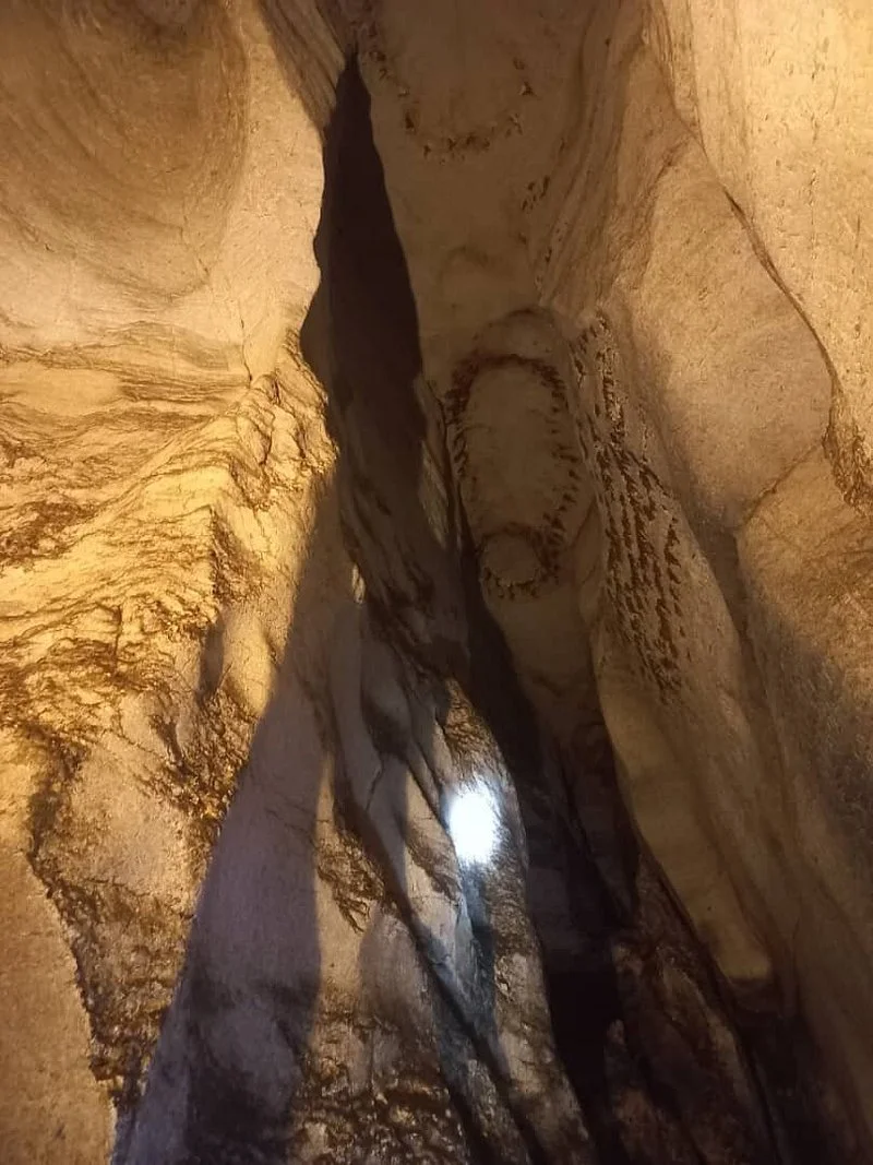 Amboni Caves – photo 13