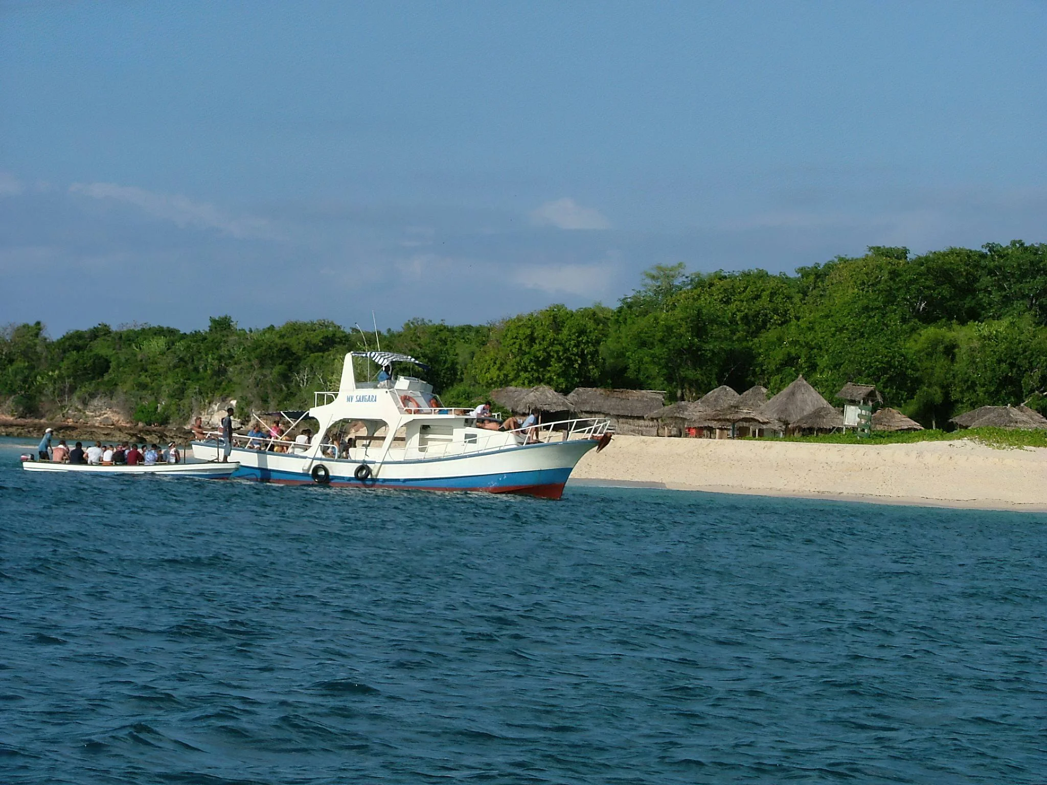 Sinda Island Marine Reserve – photo 12