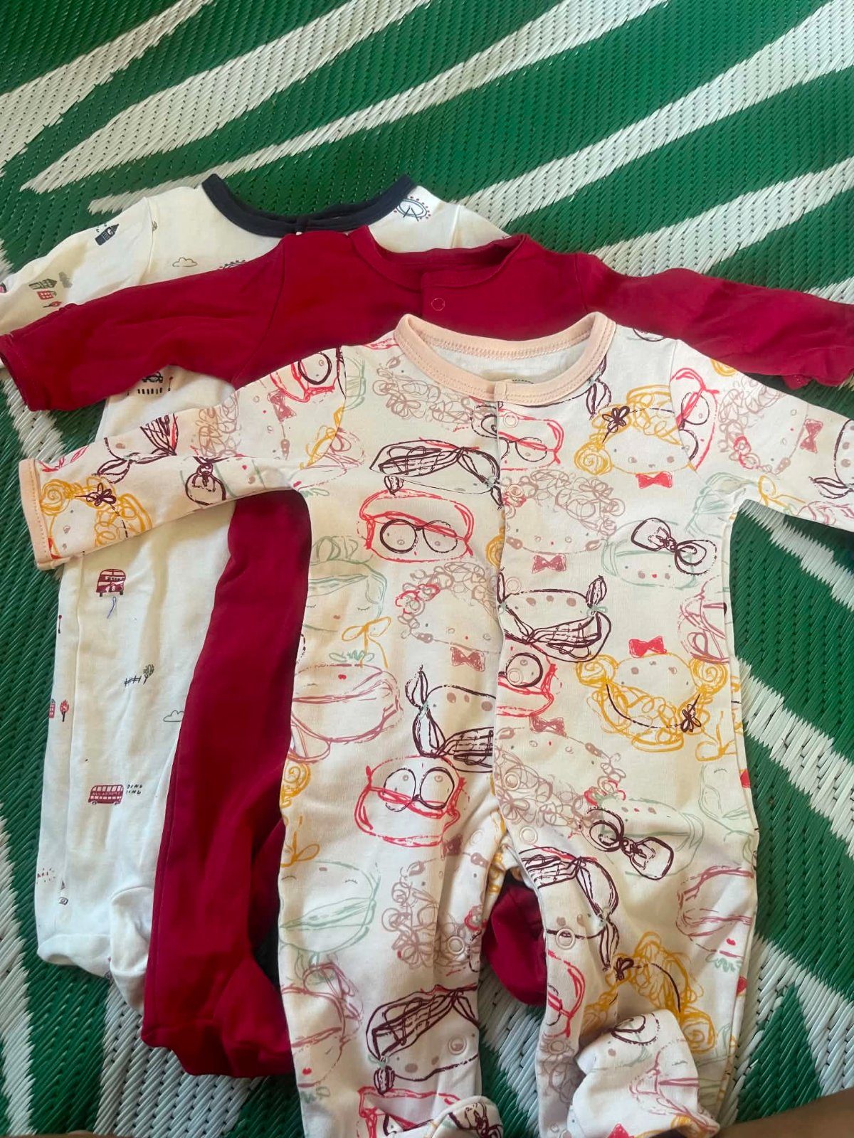 Adorable lot de 3 pyjamas bébé confortables photo 1