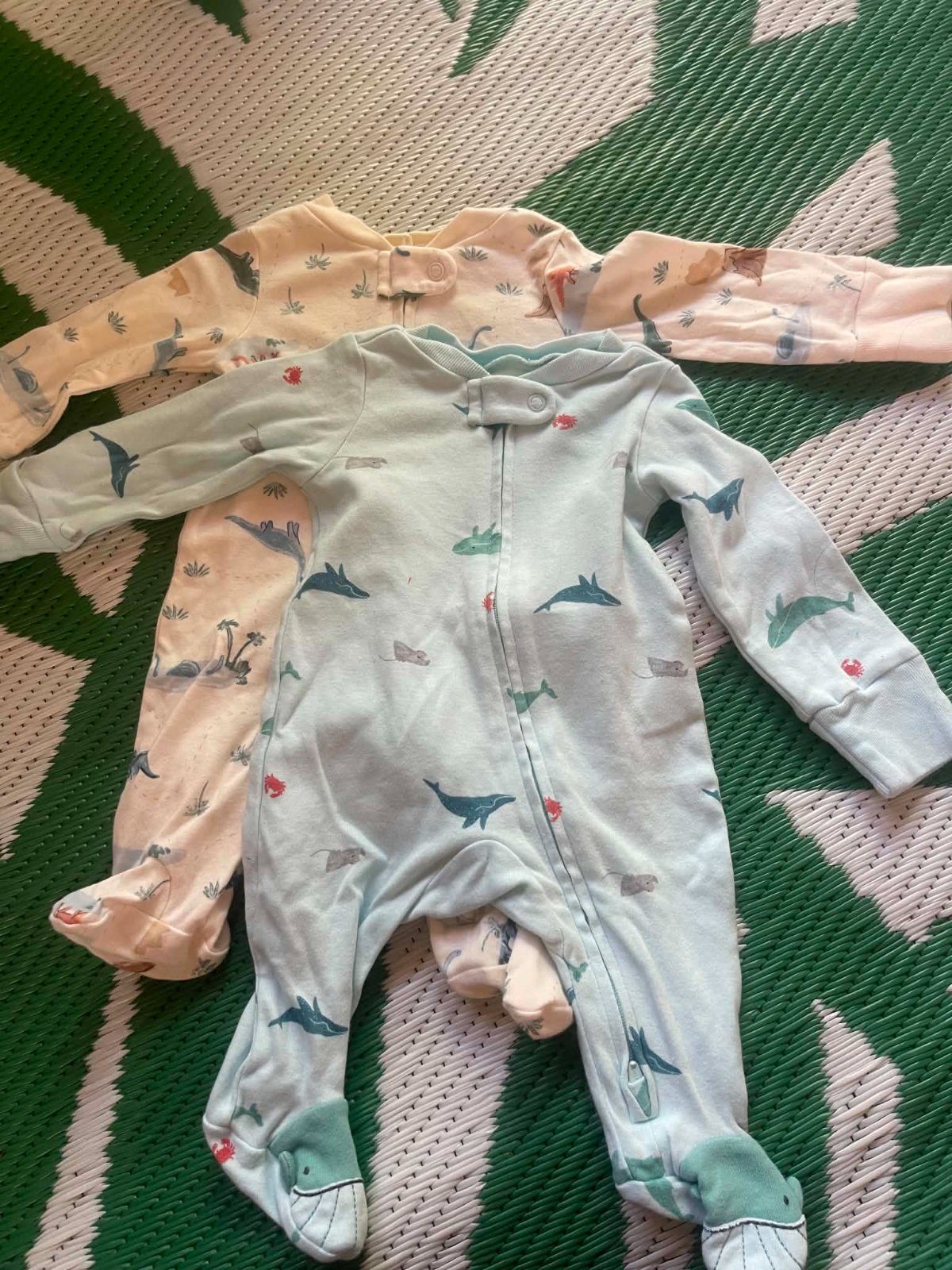 Pyjama bébé baleines et dinosaures photo 1