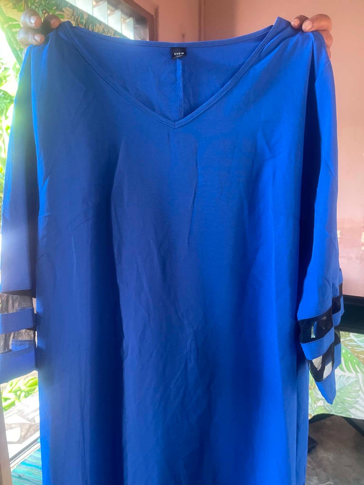 Robe bleue électrique manches évasées Shein photo 1