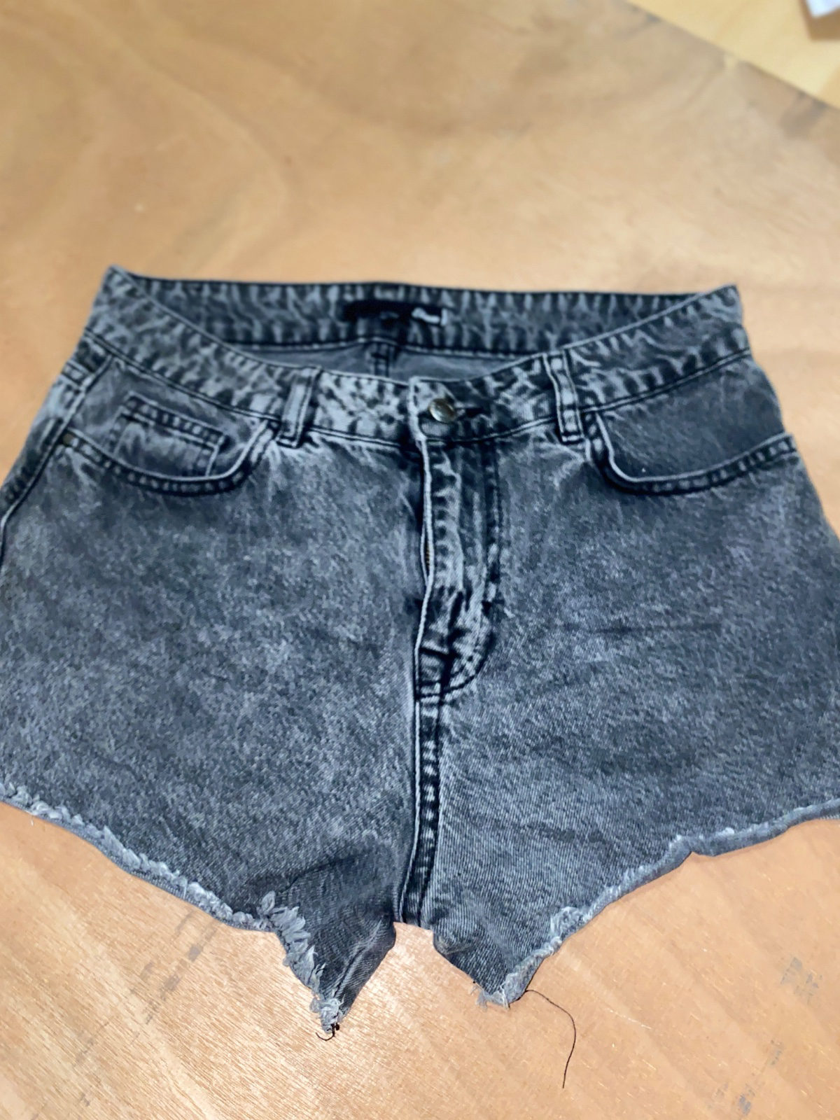 Short en jean délavé gris photo 1
