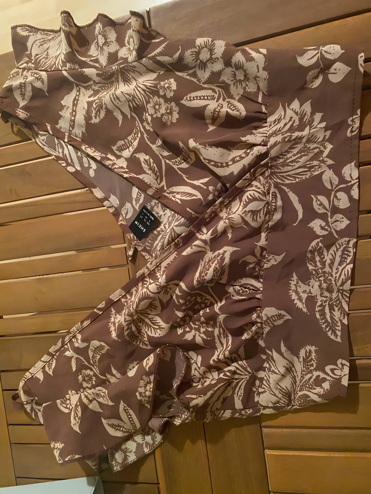 Top fleuri marron et beige style bohème chic photo 1