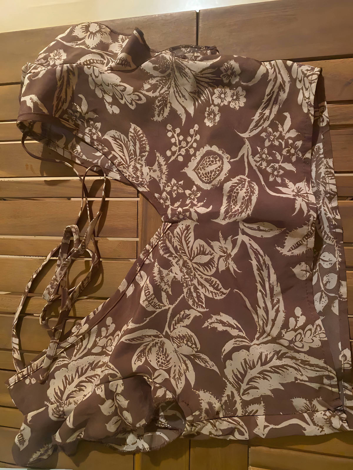 Top fleuri marron et beige style bohème chic photo 2