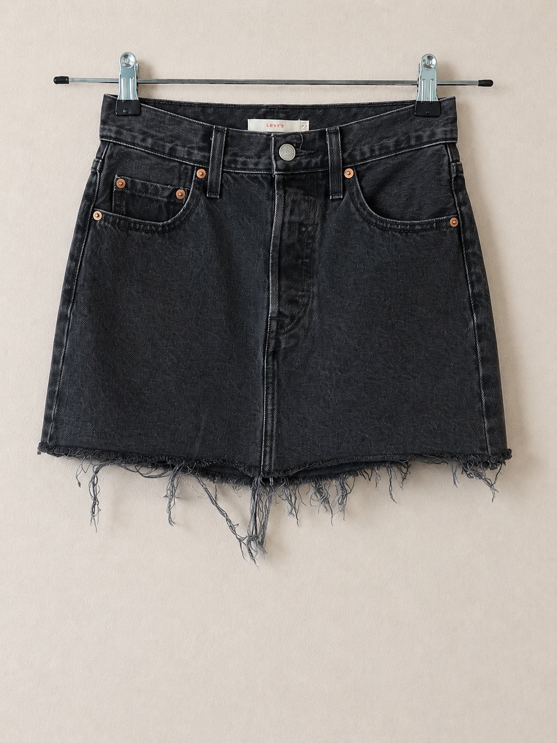 Mini-jupe Levi’s en jean noir photo 1