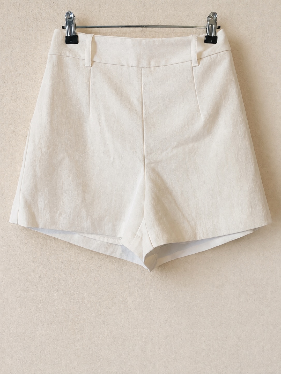 Short tailleur écru/blanc taille haute photo 2