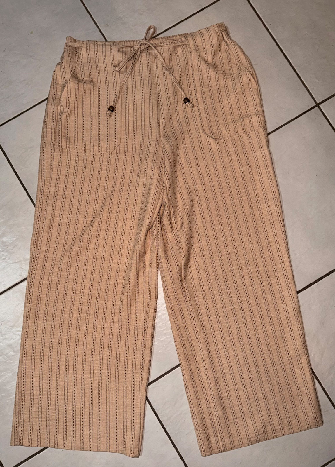 pantalon neuf photo 1