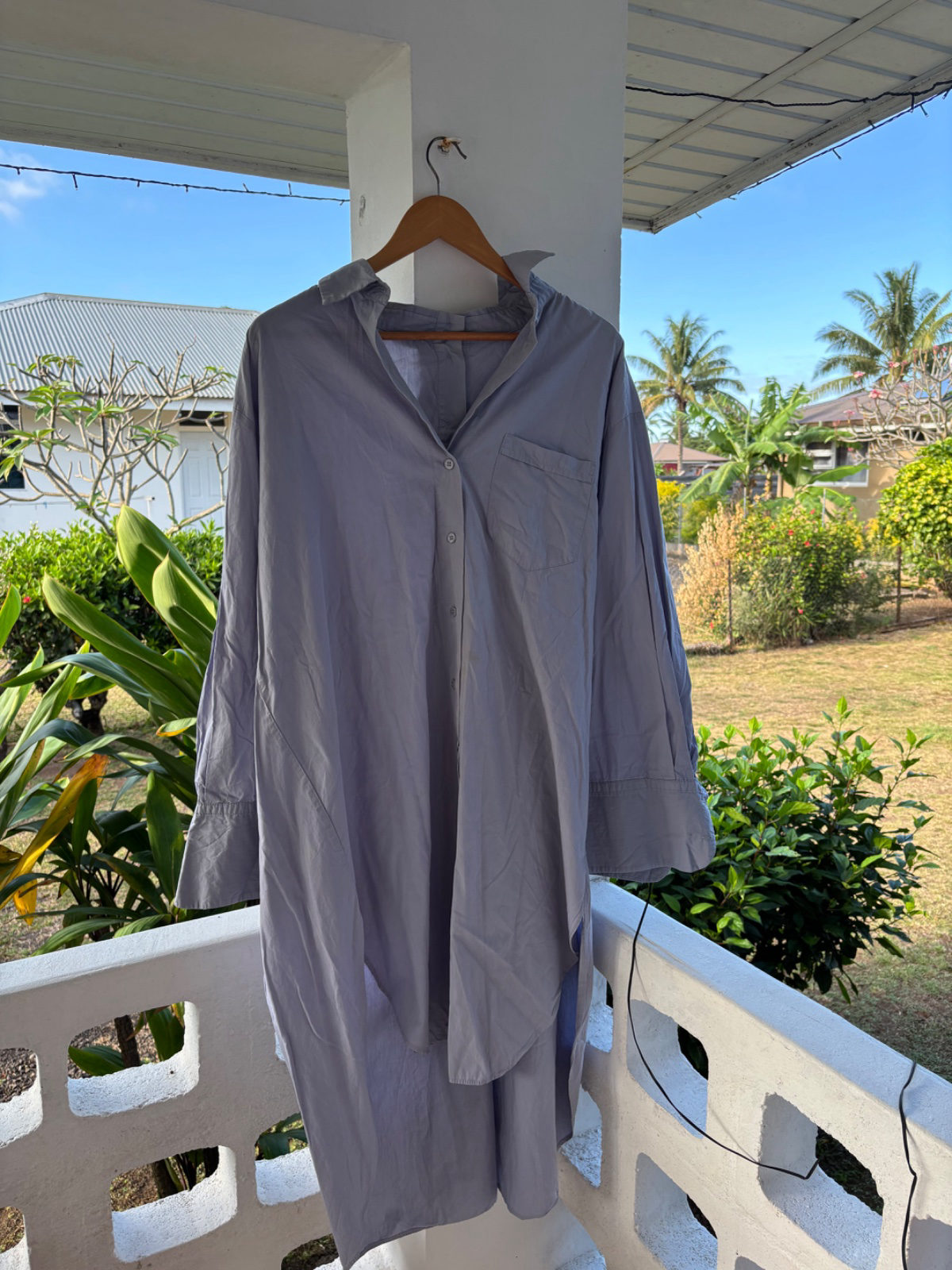 Chemise longue oversize bleu clair photo 1