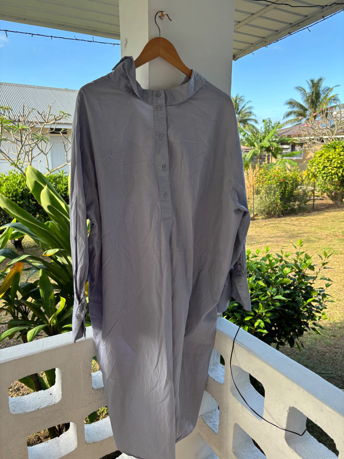 Chemise longue oversize bleu clair photo 2