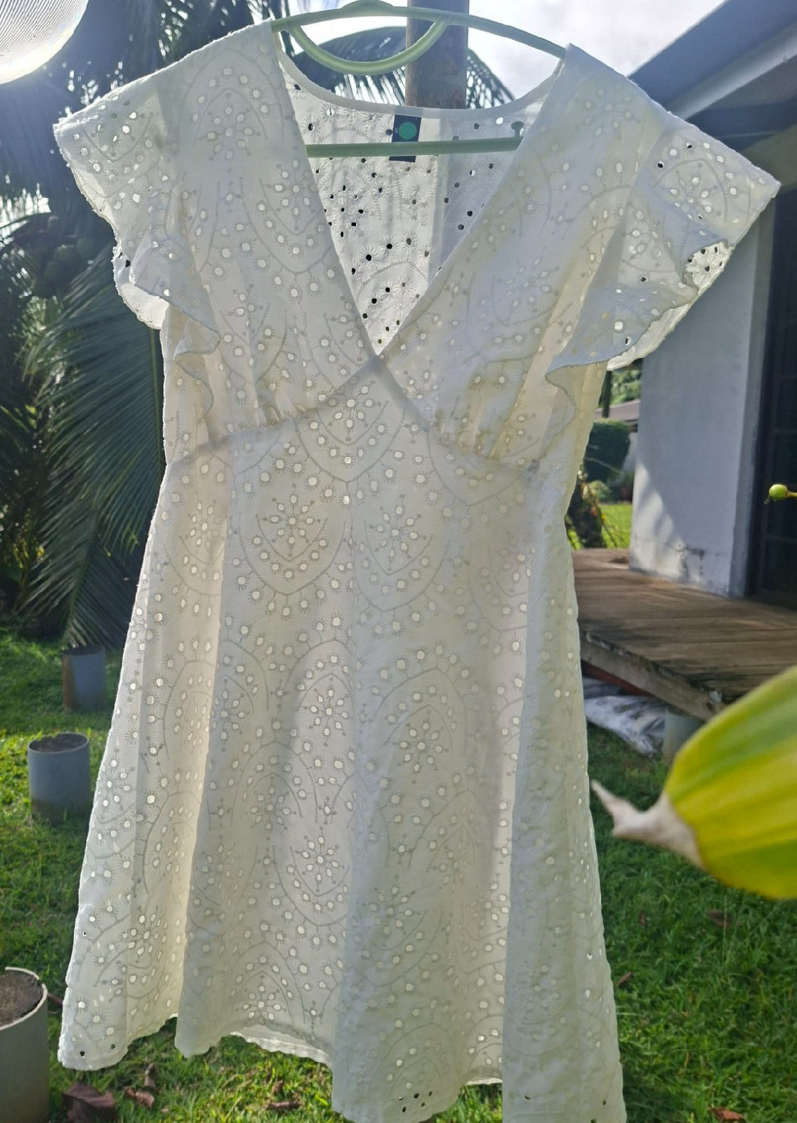 Robe broderie  photo 1