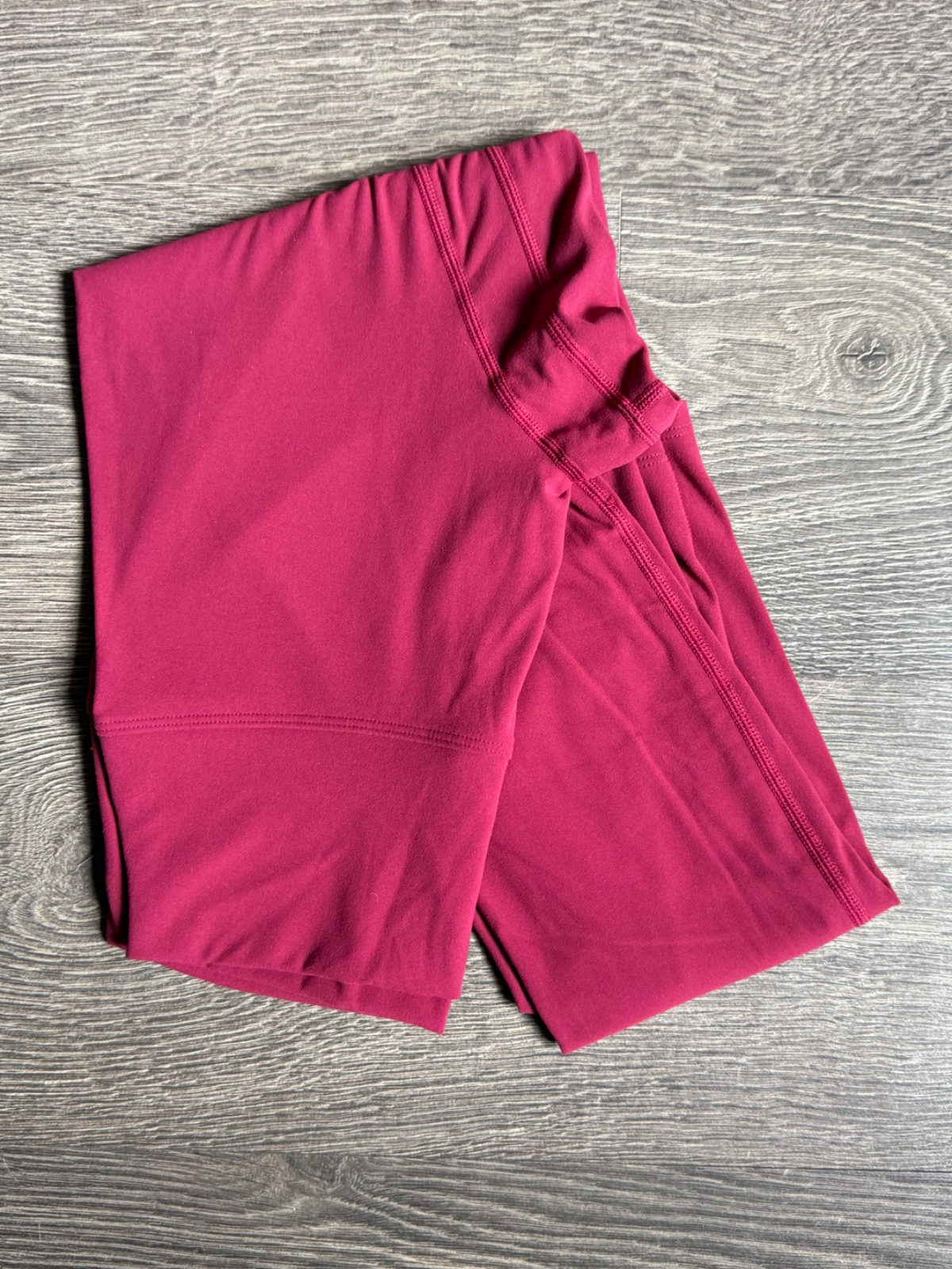 Ensemble sportif bordeaux pour femme photo 4