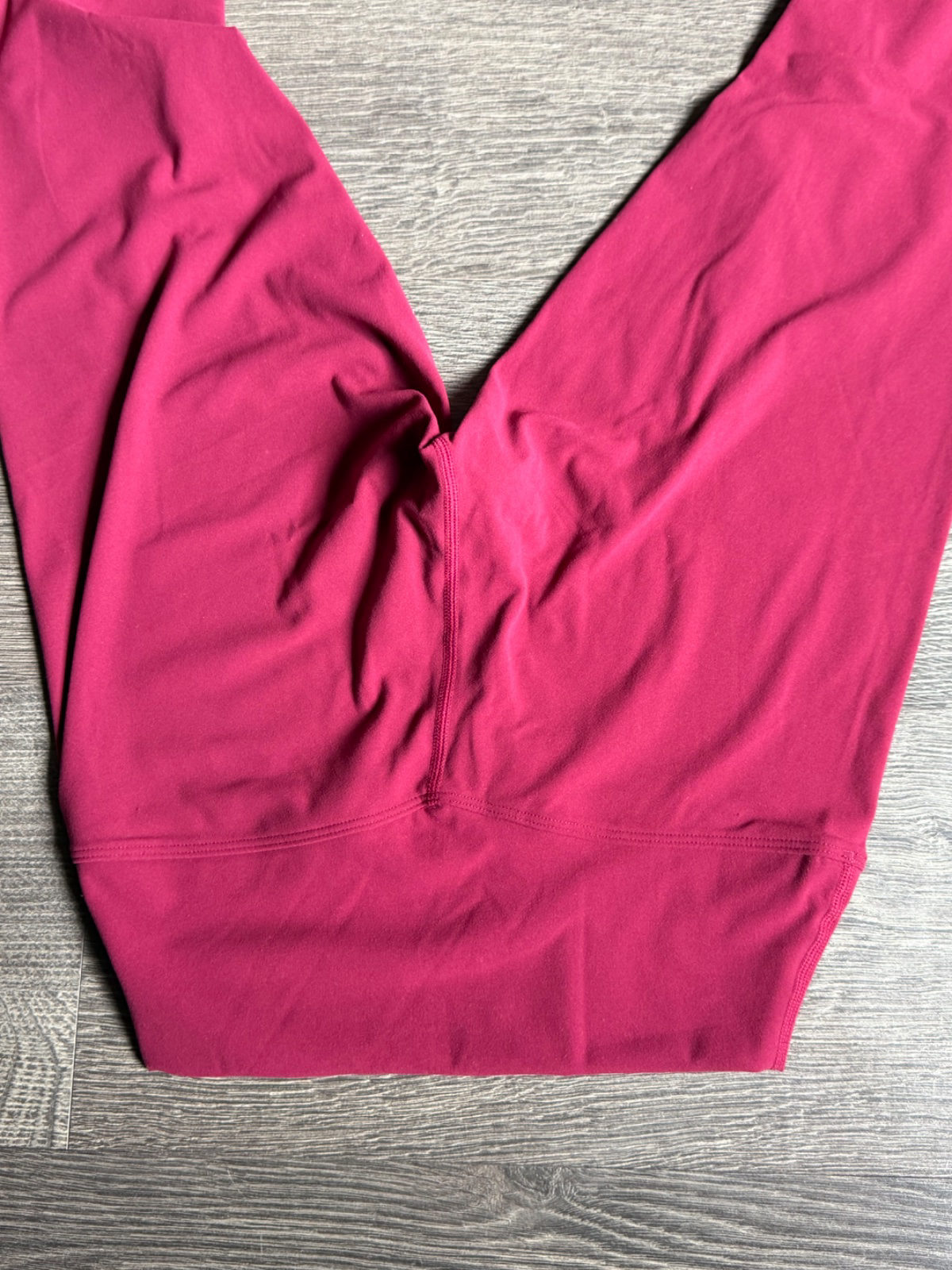 Ensemble sportif bordeaux pour femme photo 5