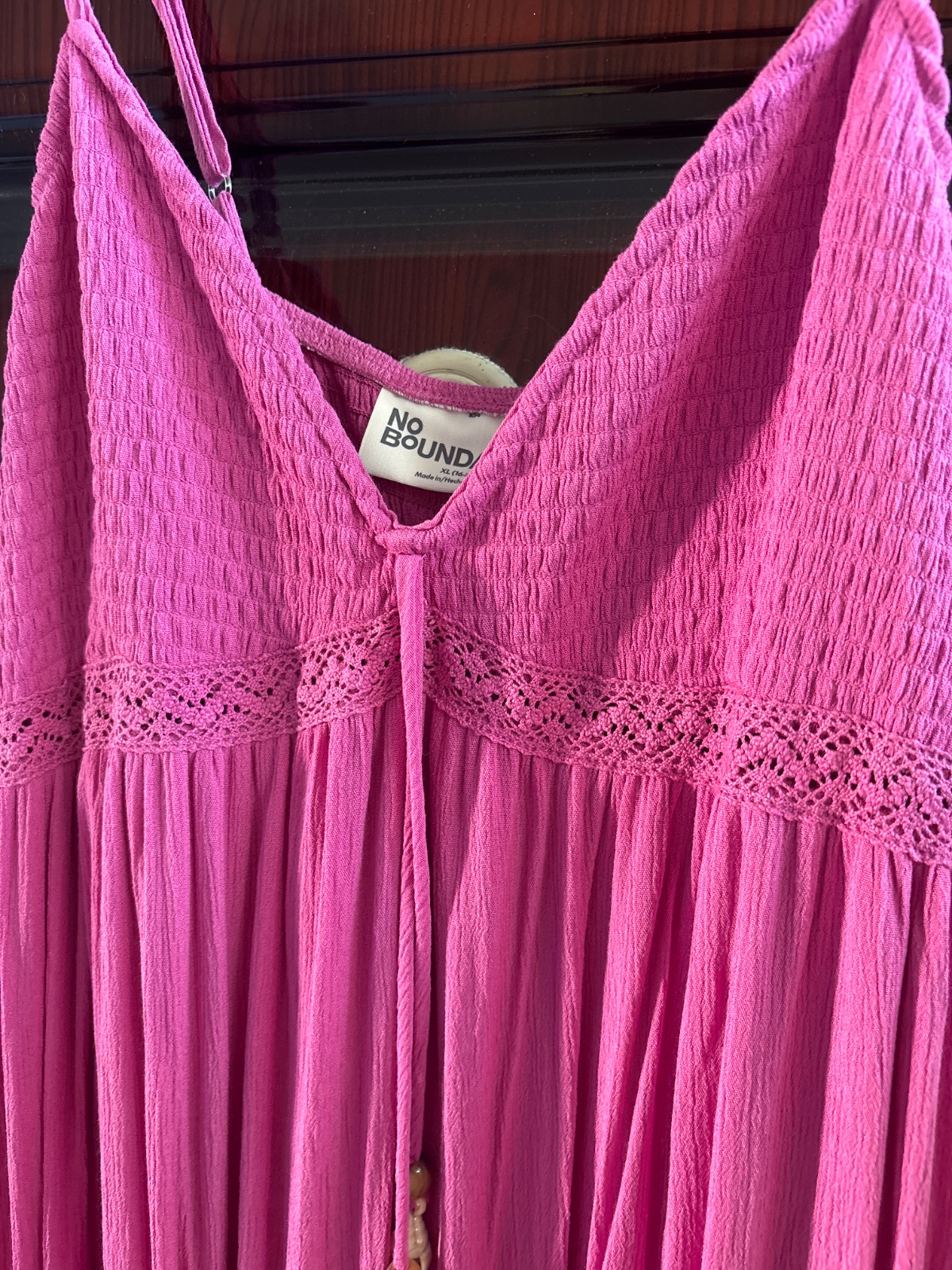 Robe longue fuchsia bohème à bretelles fines photo 2