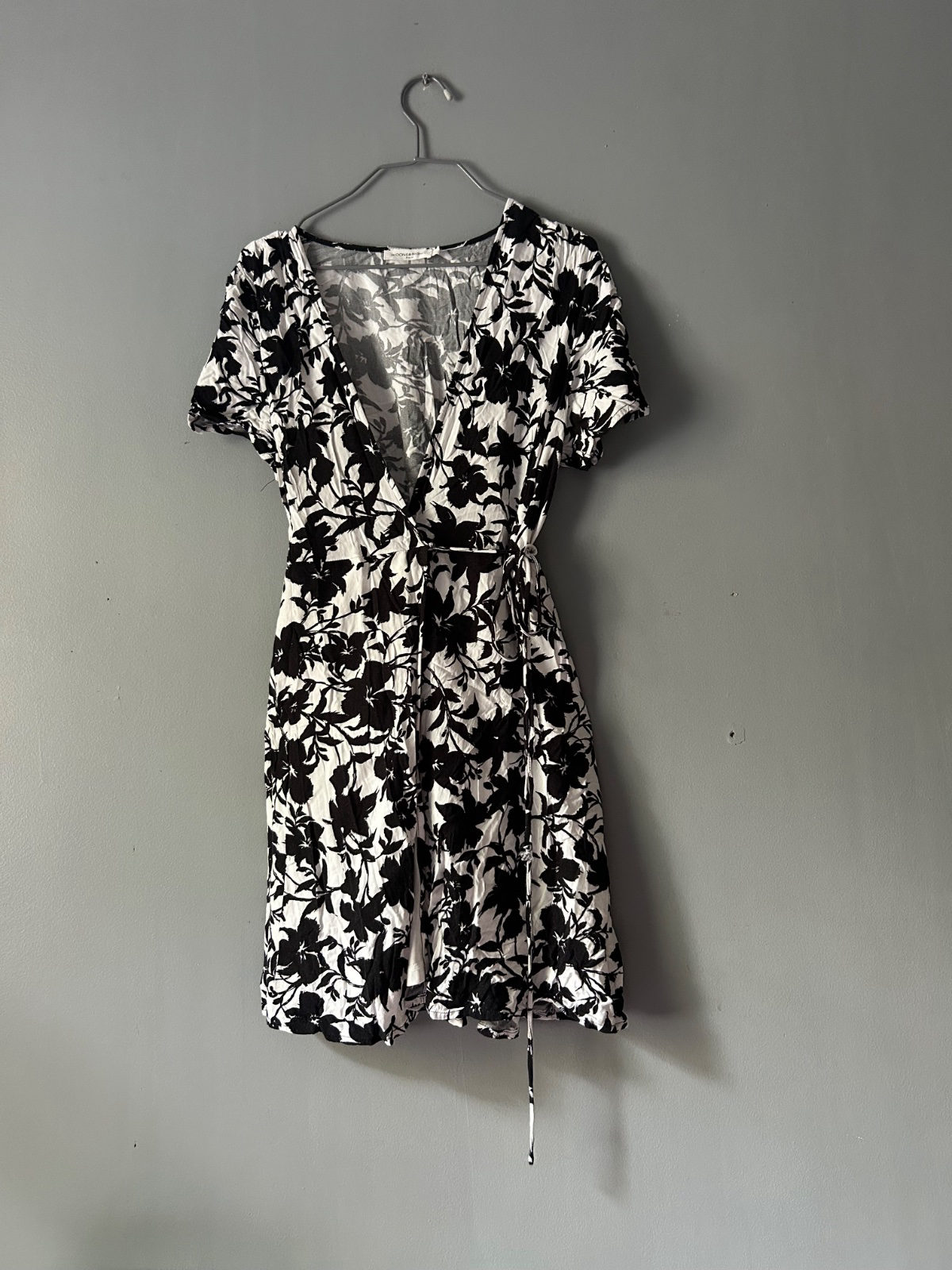 Robe porte feuille à fleurs  photo 1