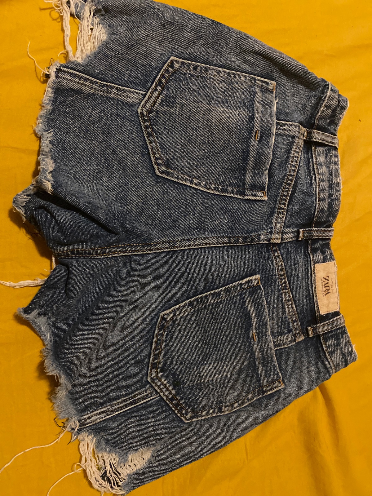 Short Zara photo 2