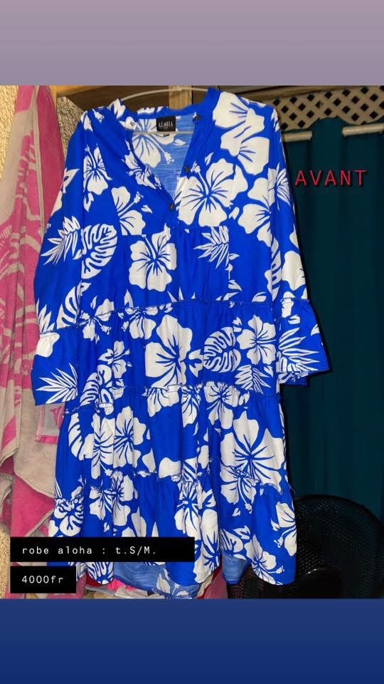 🌺 Robe Aloha bleue à fleurs blanches photo 1