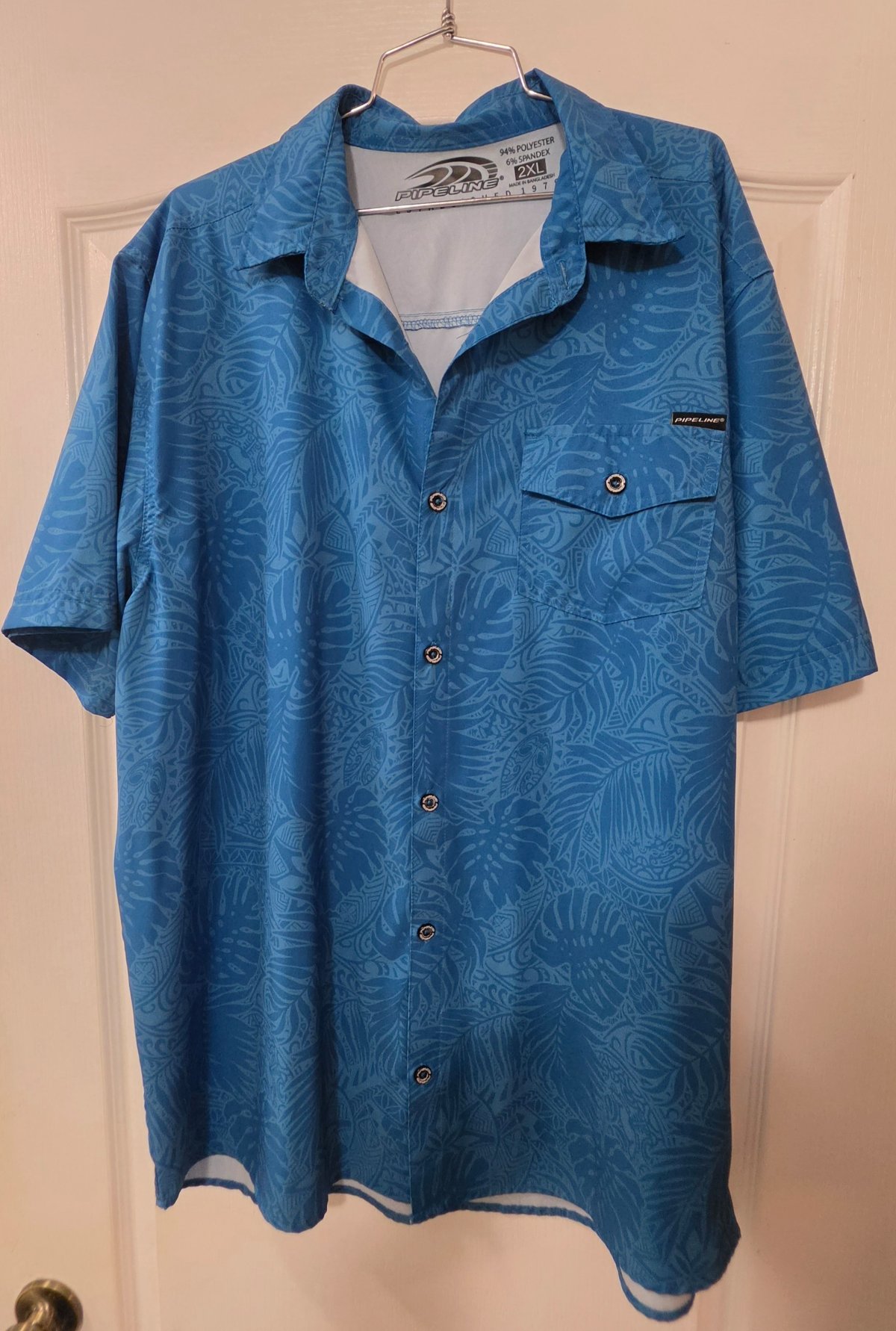 chemise locale  photo 1