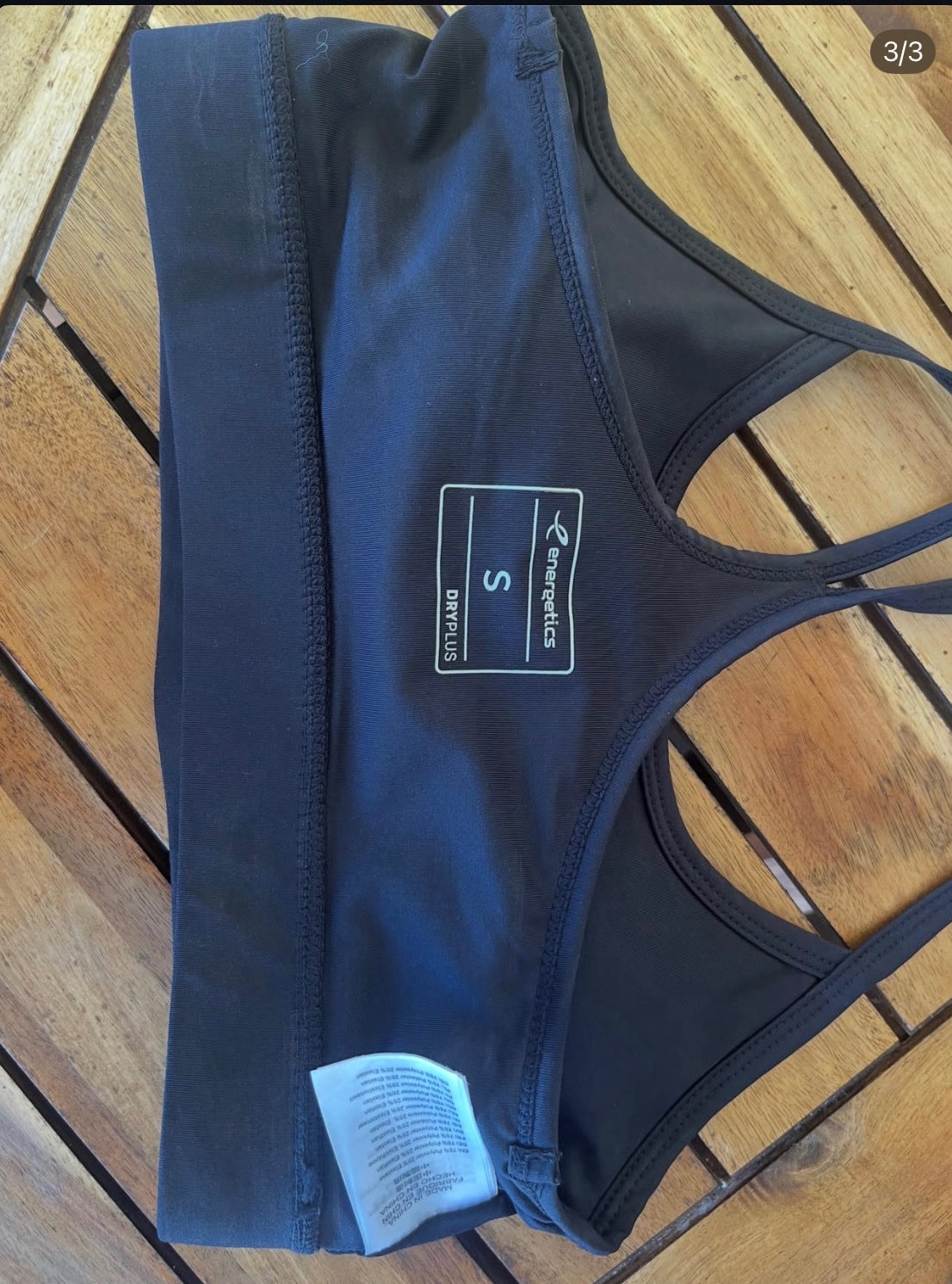 Brassière de sport noire confortable photo 3