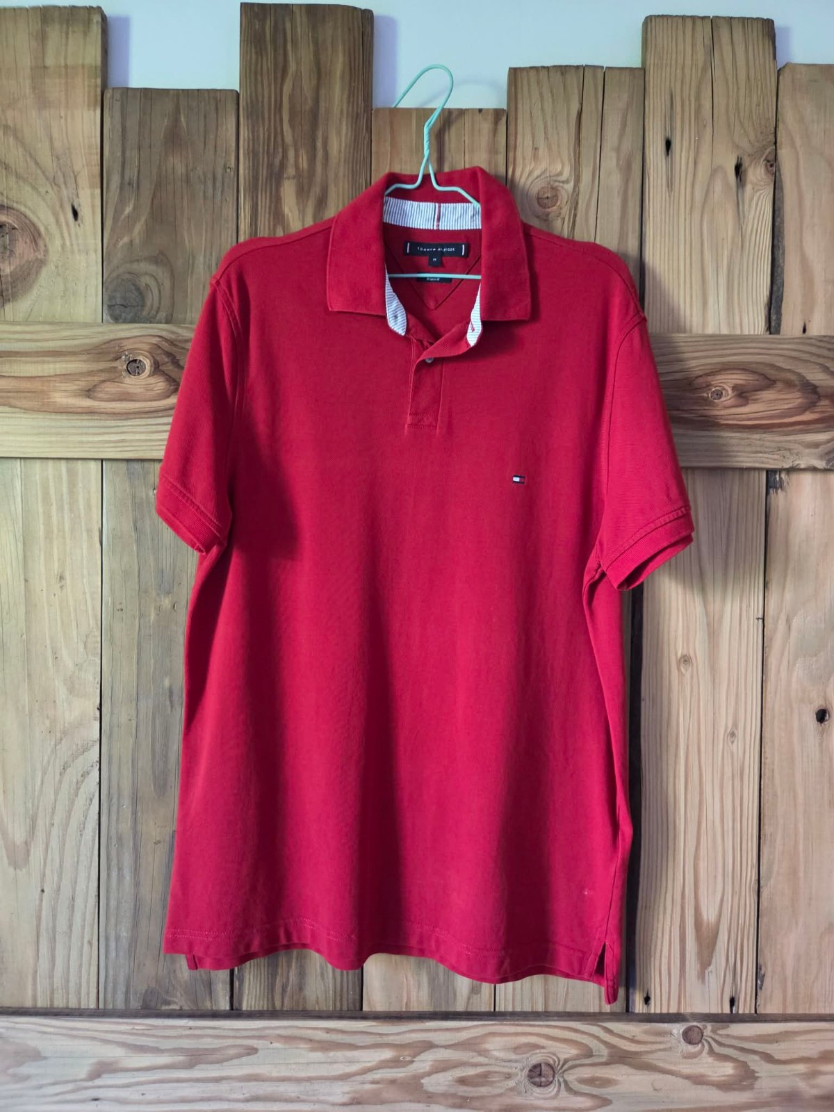 Rouge polo photo 1