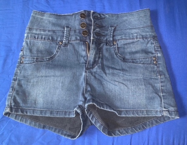 Short en jean taille haute photo 1