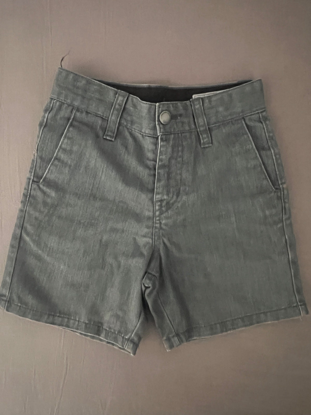 Short gris foncé volcom pour enfant photo 1