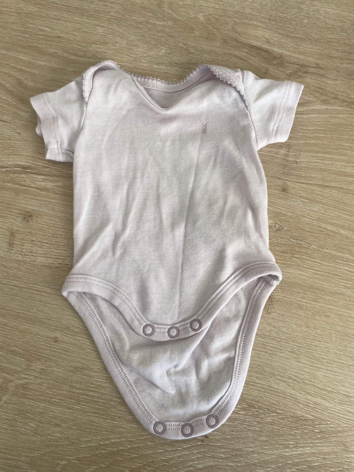Body bébé fille 1 mois photo 1