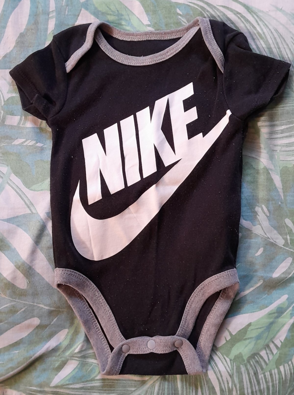 Body bébé Nike noir et blanc photo 1