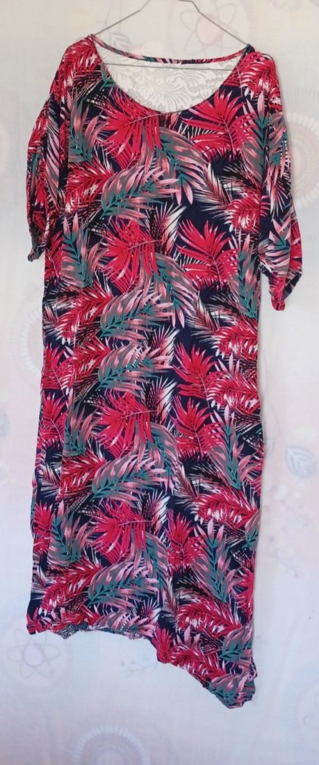 robe locale rouge photo 1