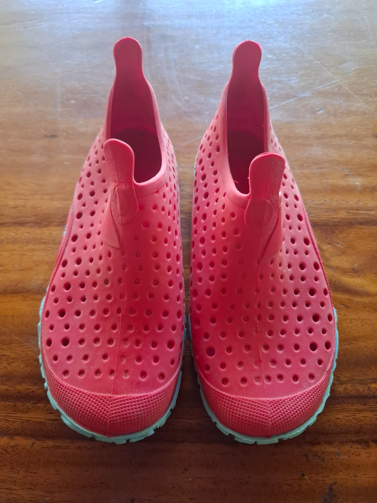 Chaussures plastiques T29/30 photo 1