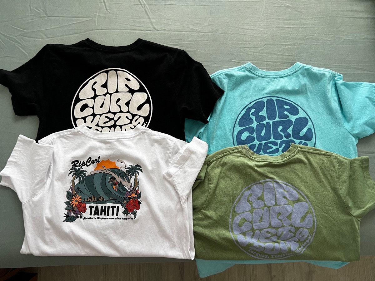 Lot de 4 tricots T12 photo 1