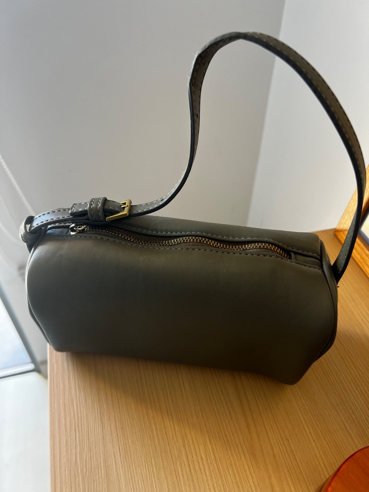 Sac bandoulière vert militaire neuf photo 3