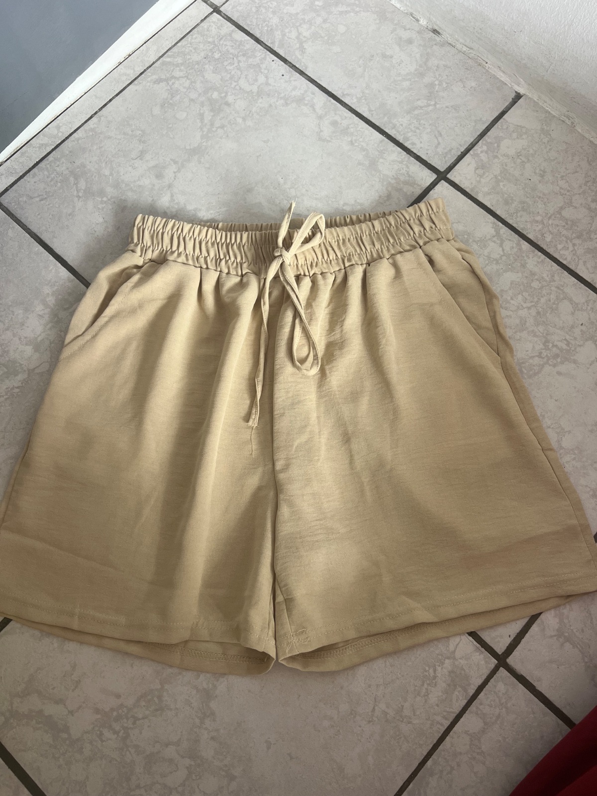 short fluide taille haute  photo 1