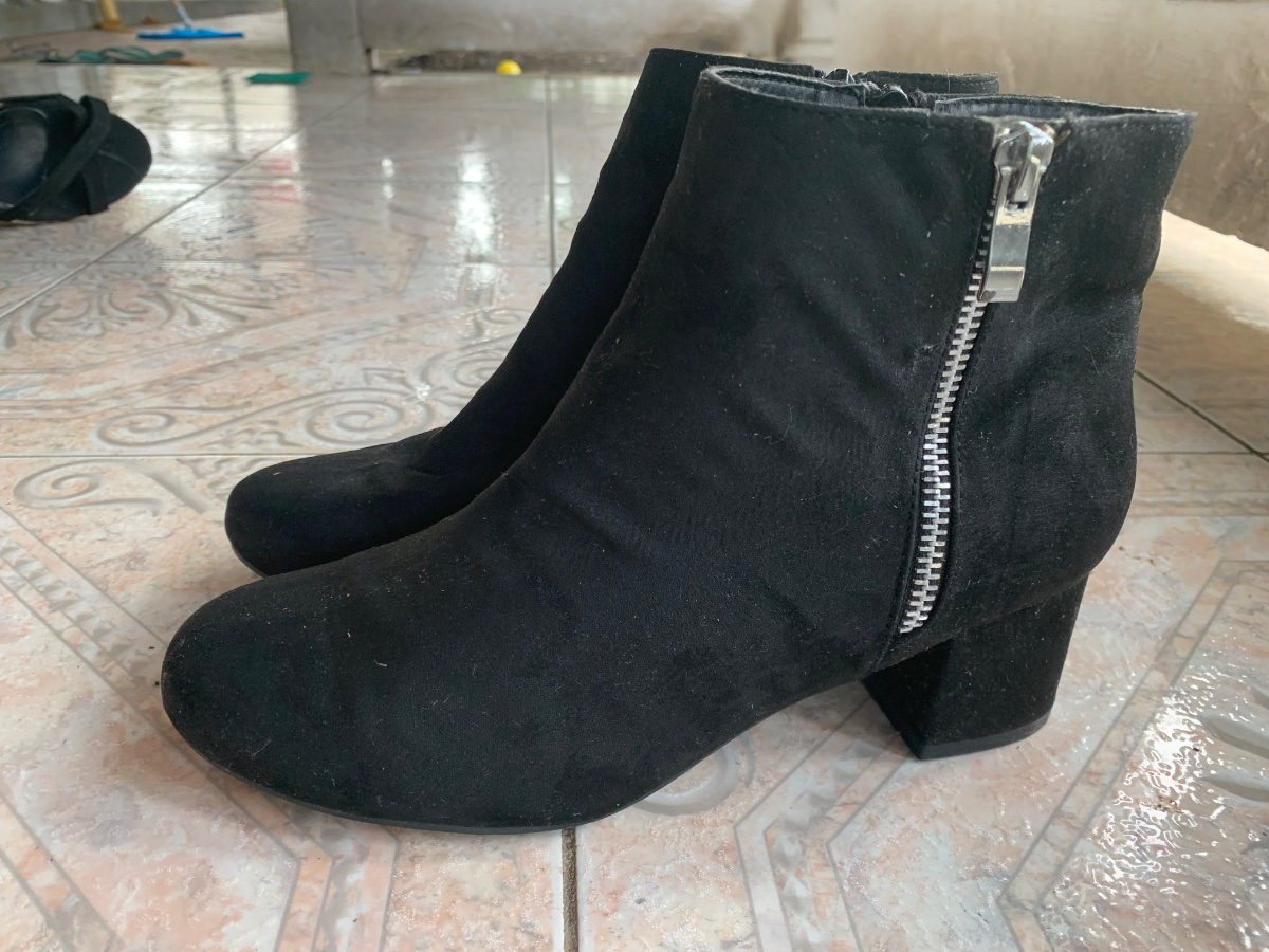Bottines noires élégantes en suédine photo 2