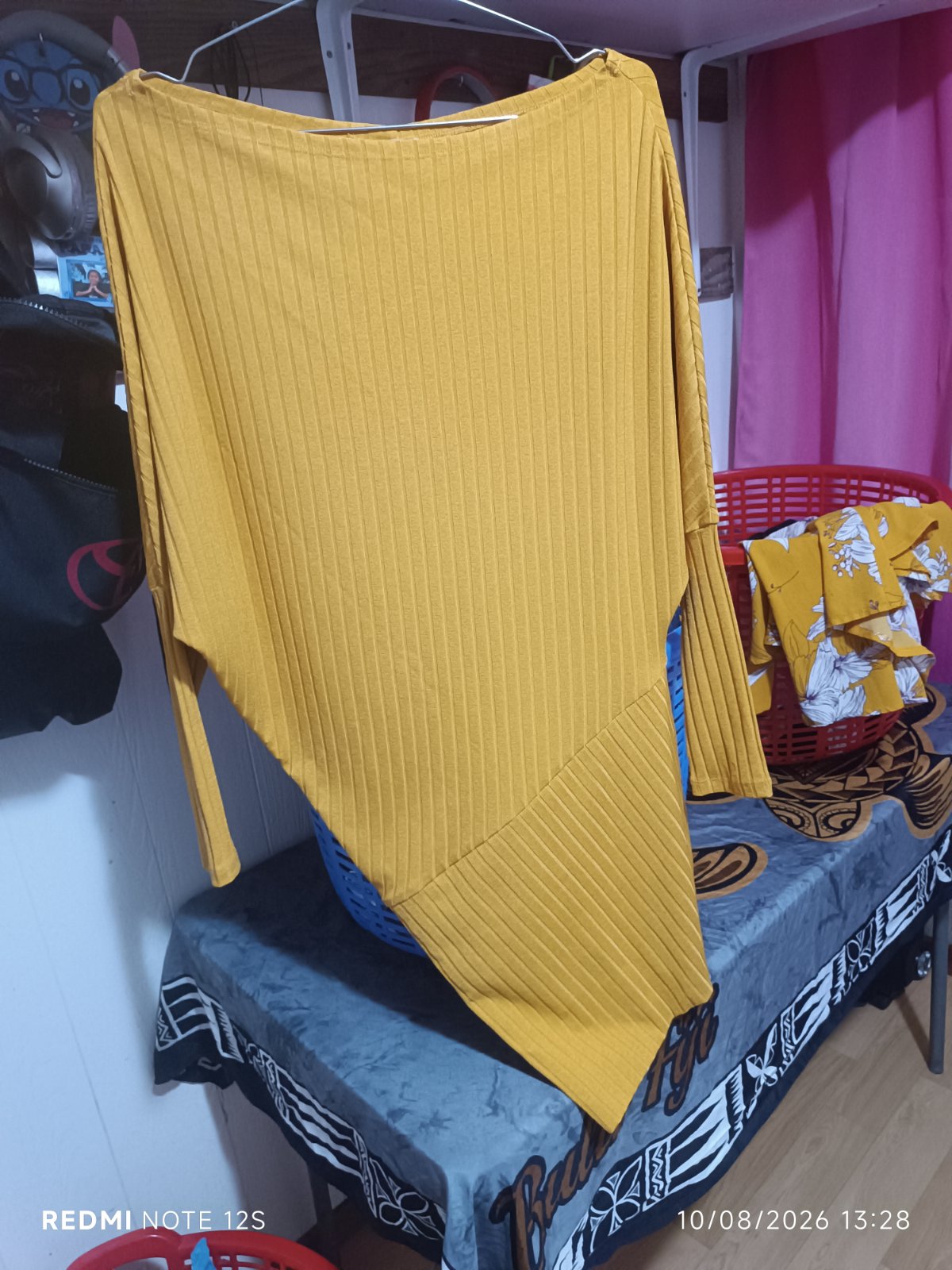Top côtelé asymétrique jaune moutarde photo 1