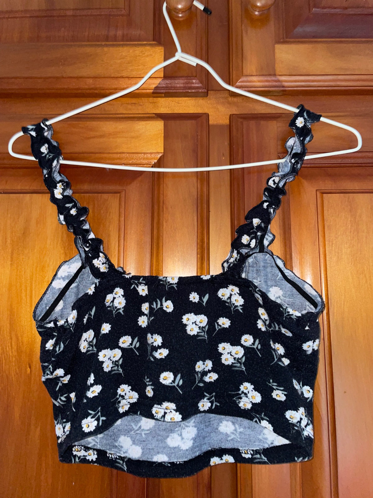 crop top photo 2