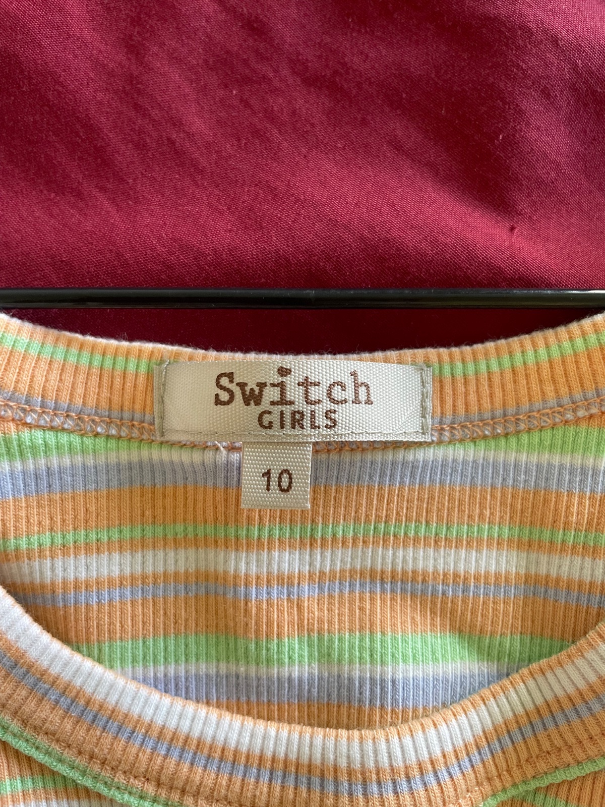 crop top photo 3