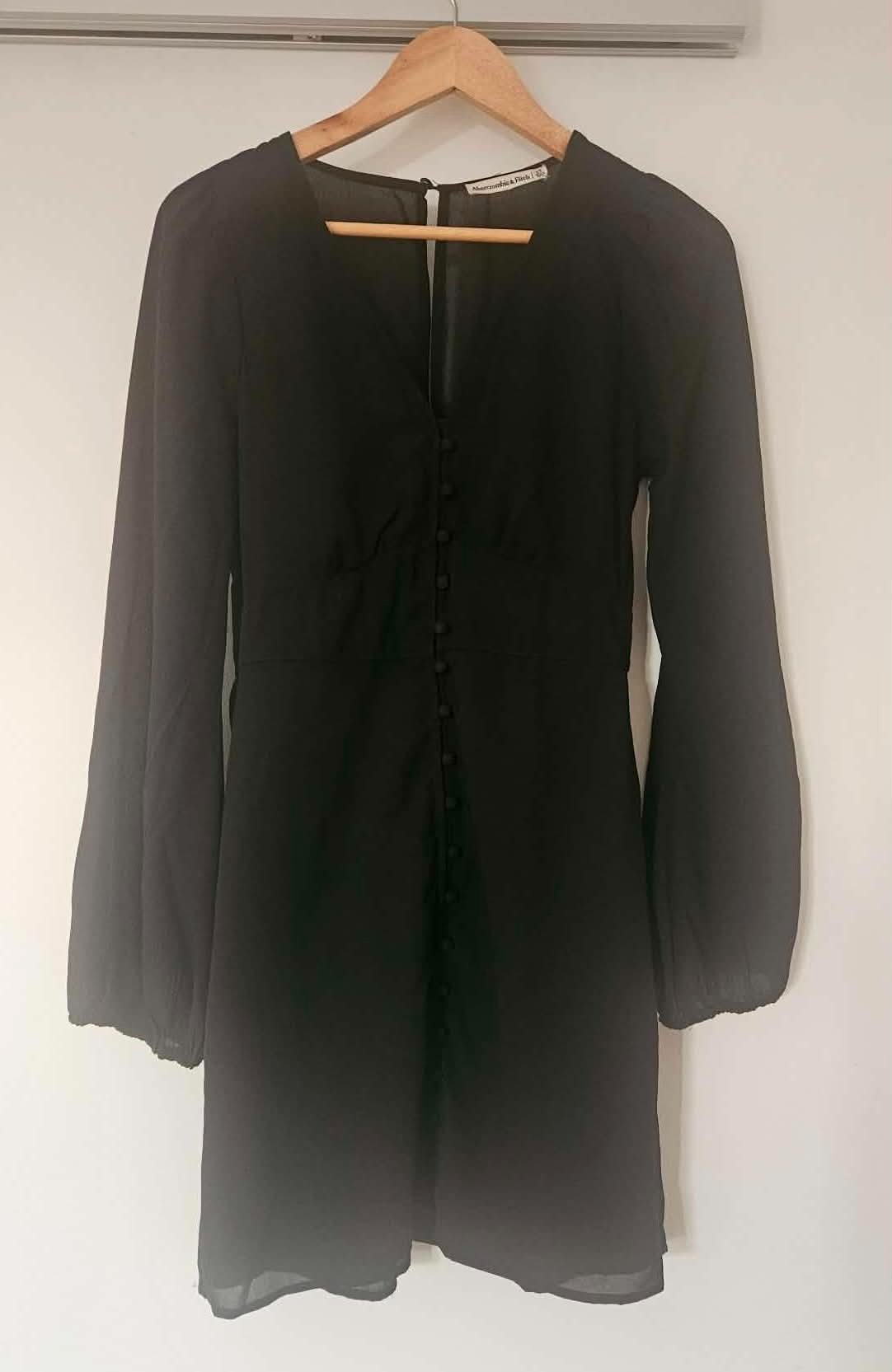 Robe noire à manches longues A&F photo 1