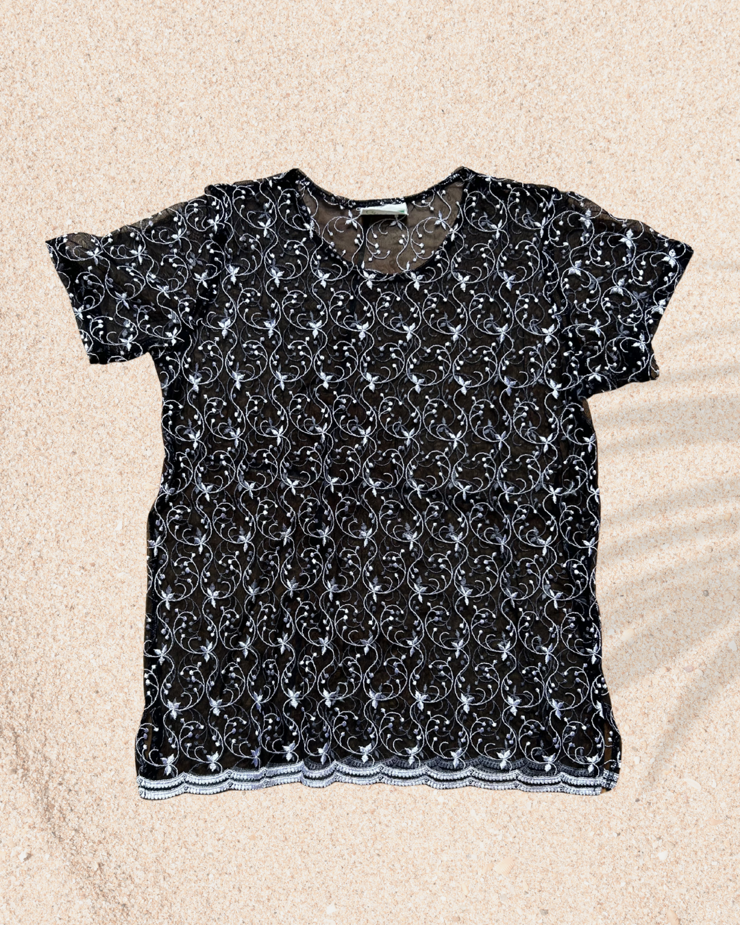 ✨ Top en tulle brodé vintage photo 2