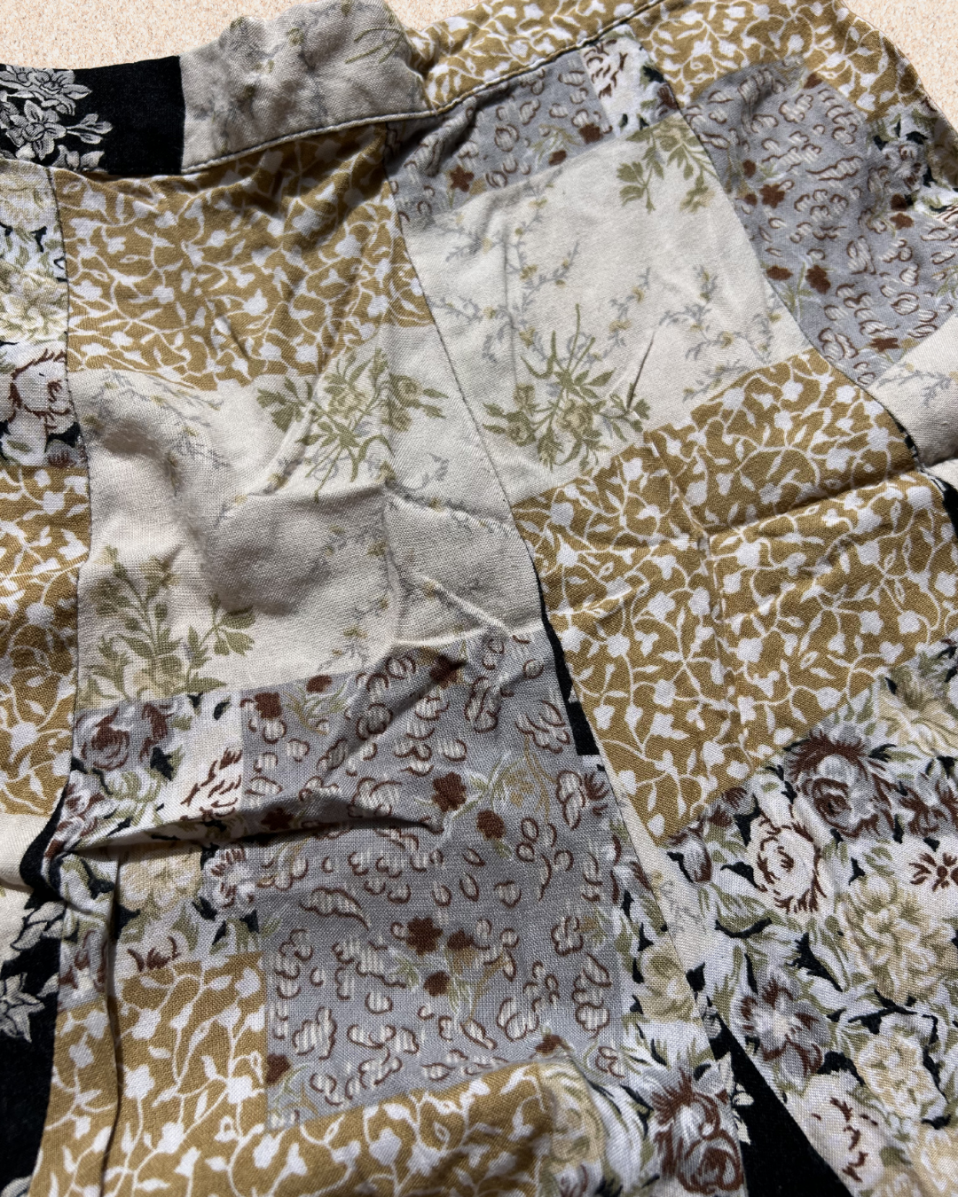 🌼 𝗦𝗵𝗼𝗿𝘁 𝗽𝗮𝘁𝗰𝗵𝘄𝗼𝗿𝗸 𝘃𝗶𝗻𝘁𝗮𝗴𝗲 photo 3