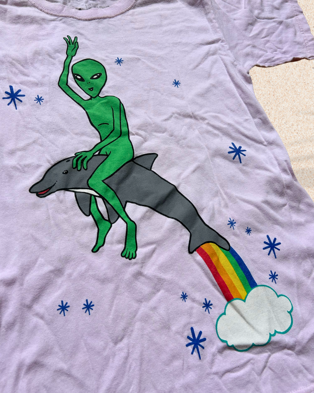 👽 𝗧-𝘀𝗵𝗶𝗿𝘁 𝗴𝗿𝗮𝗽𝗵𝗶𝗾𝘂𝗲 "𝗦𝗽𝗮𝗰𝗲 𝗗𝗼𝗹𝗽𝗵𝗶𝗻" photo 3
