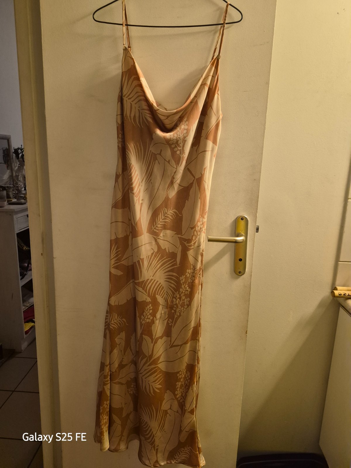 robe photo 1