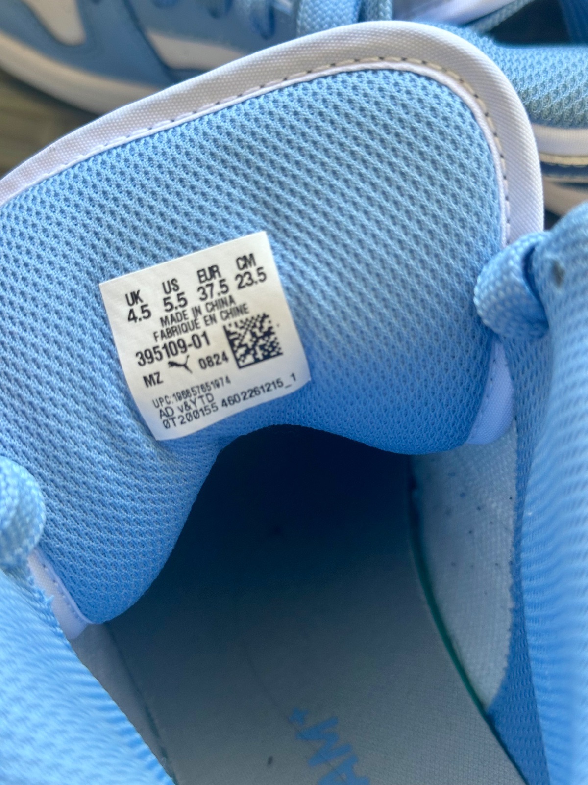 Chaussures Puma bleu ciel et blanc photo 3