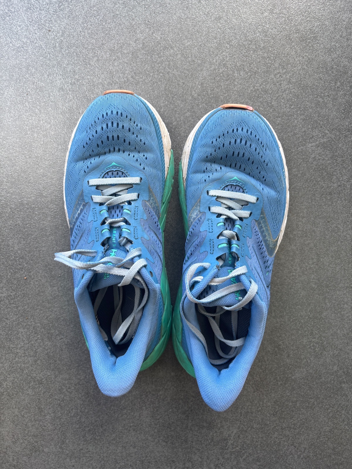 Baskets HOKA  photo 1