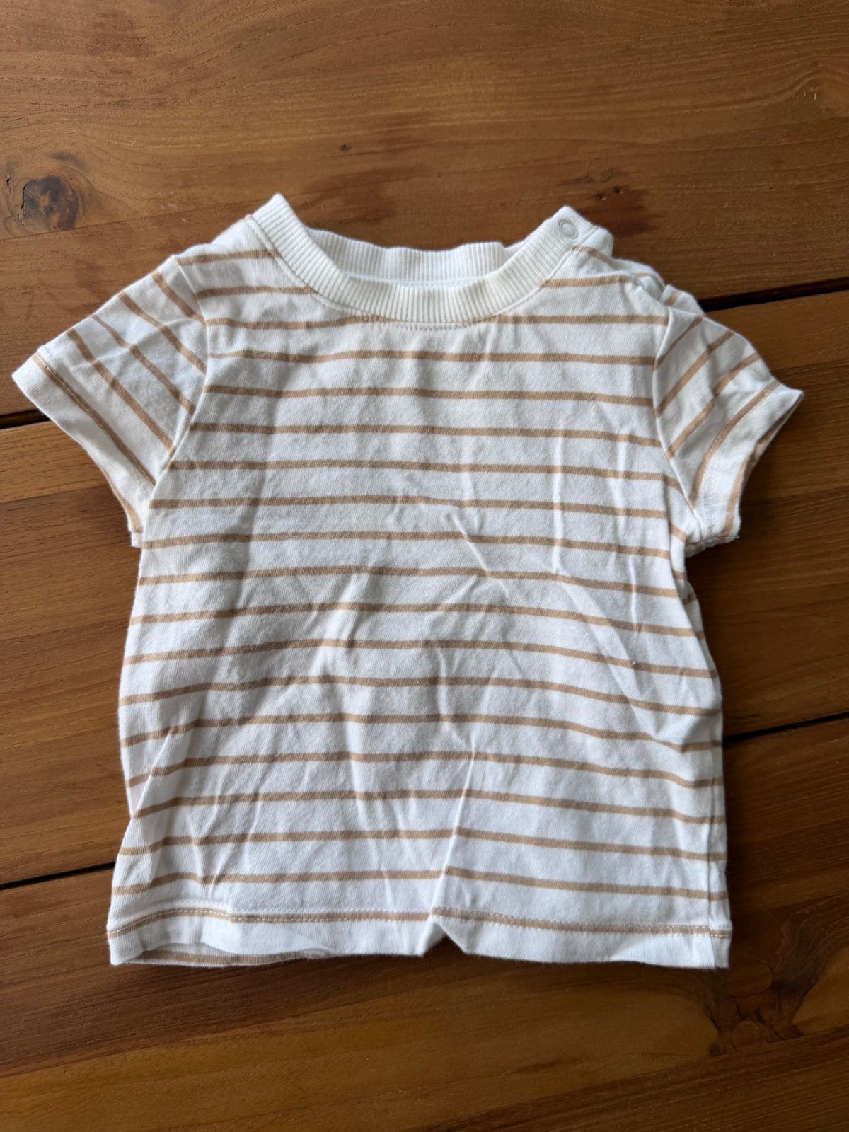 Ensemble salopette et t-shirt photo 2