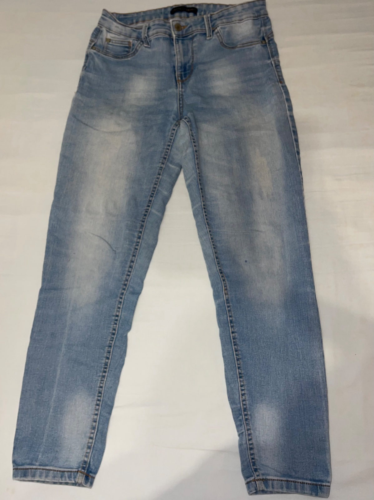 Jean délavé bleu clair, style décontracté photo 1